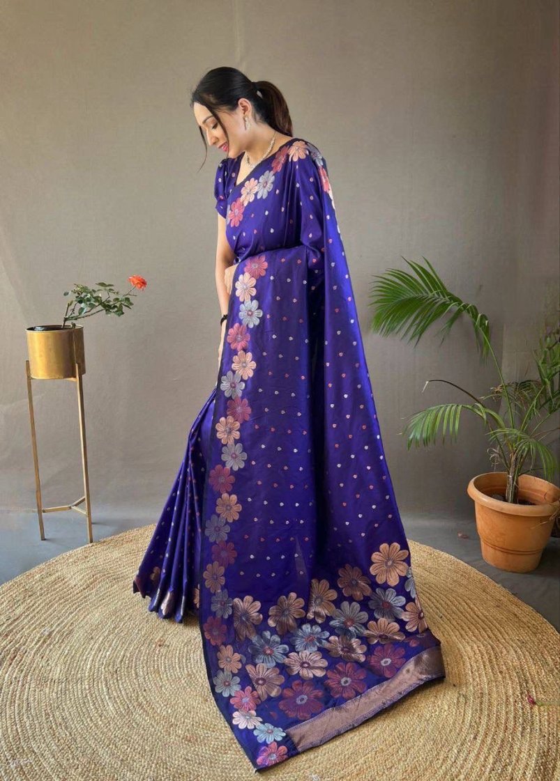 Catalog Designer Saree.