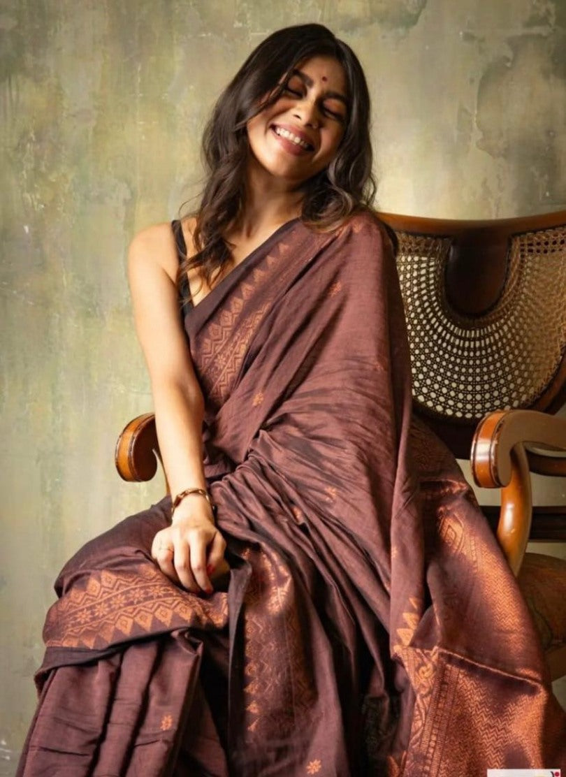 Catalog Designer Saree.