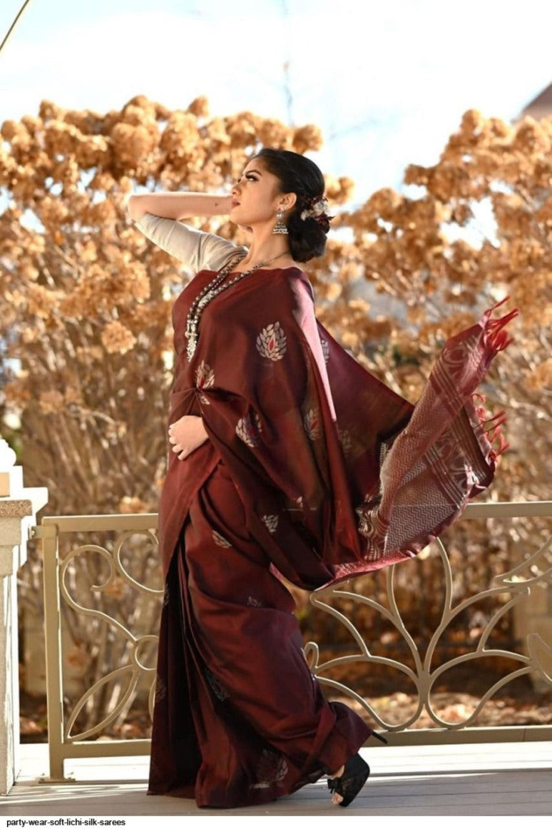Catalog Designer Saree.