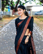 Catalog Designer Saree.