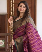 Catalog Designer Saree.
