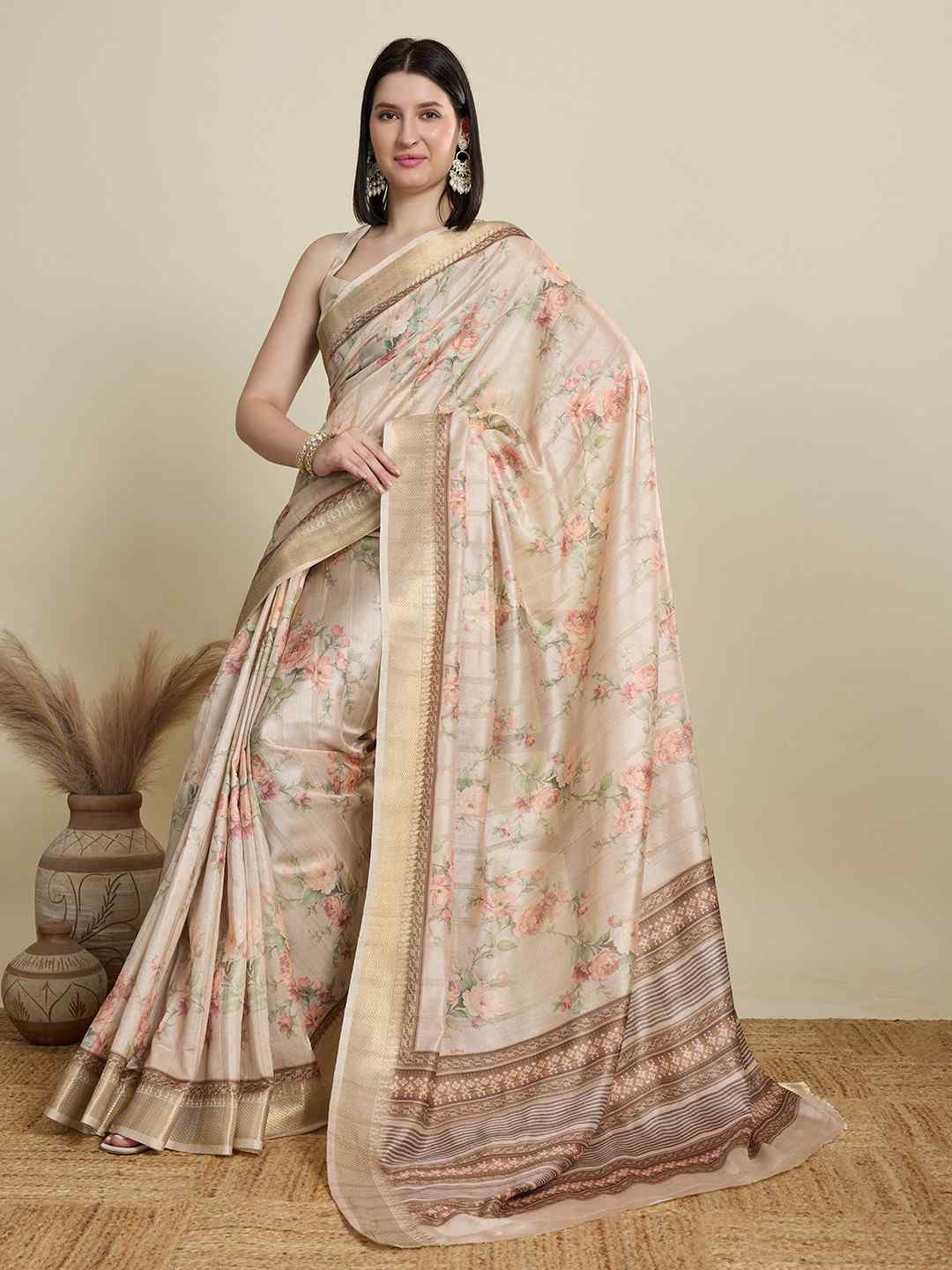 Catalog Designer Saree.