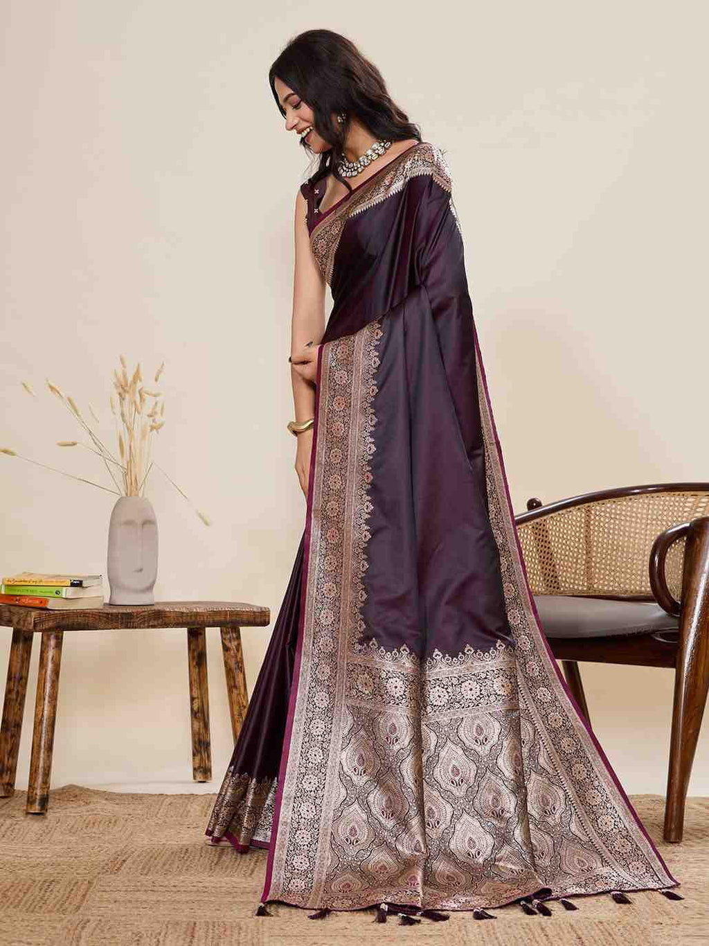 Catalog Designer Saree.
