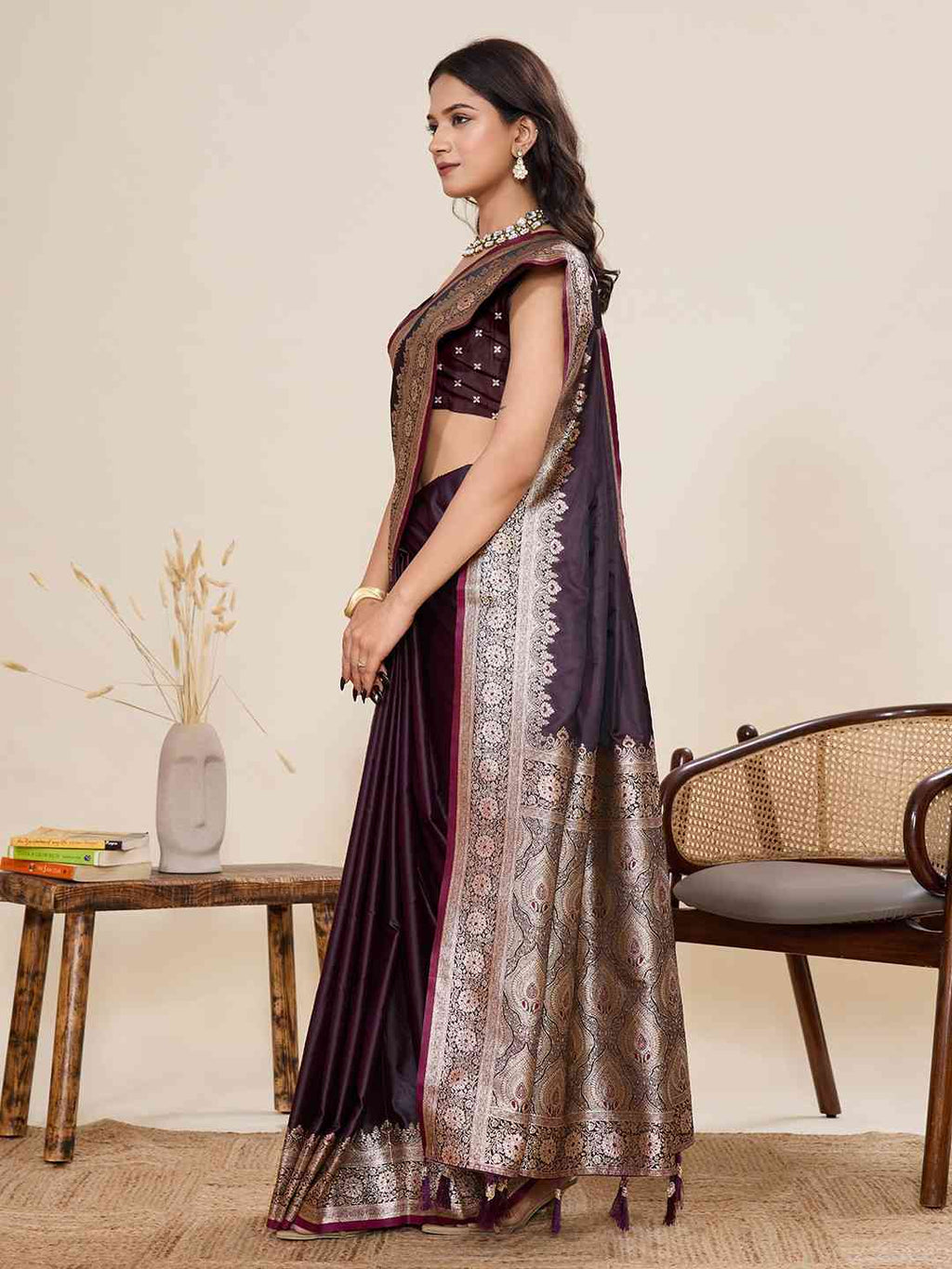 Catalog Designer Saree.
