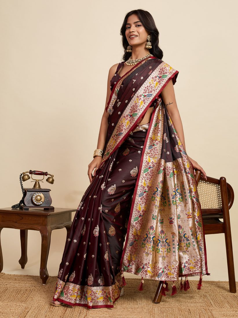 Catalog Designer Saree.