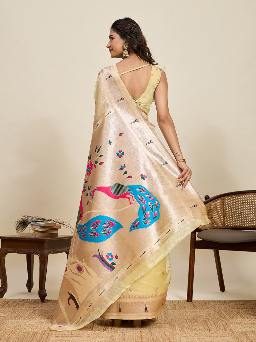 Catalog Designer Saree.