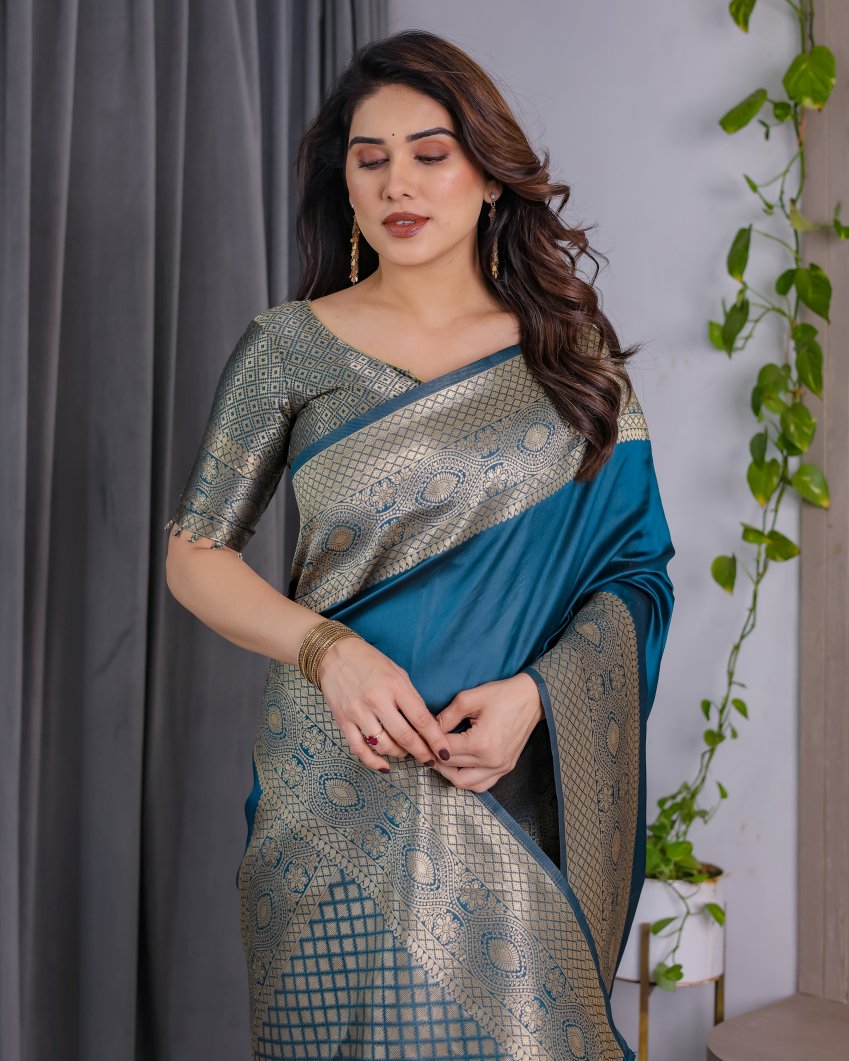 Catalog Designer Saree.
