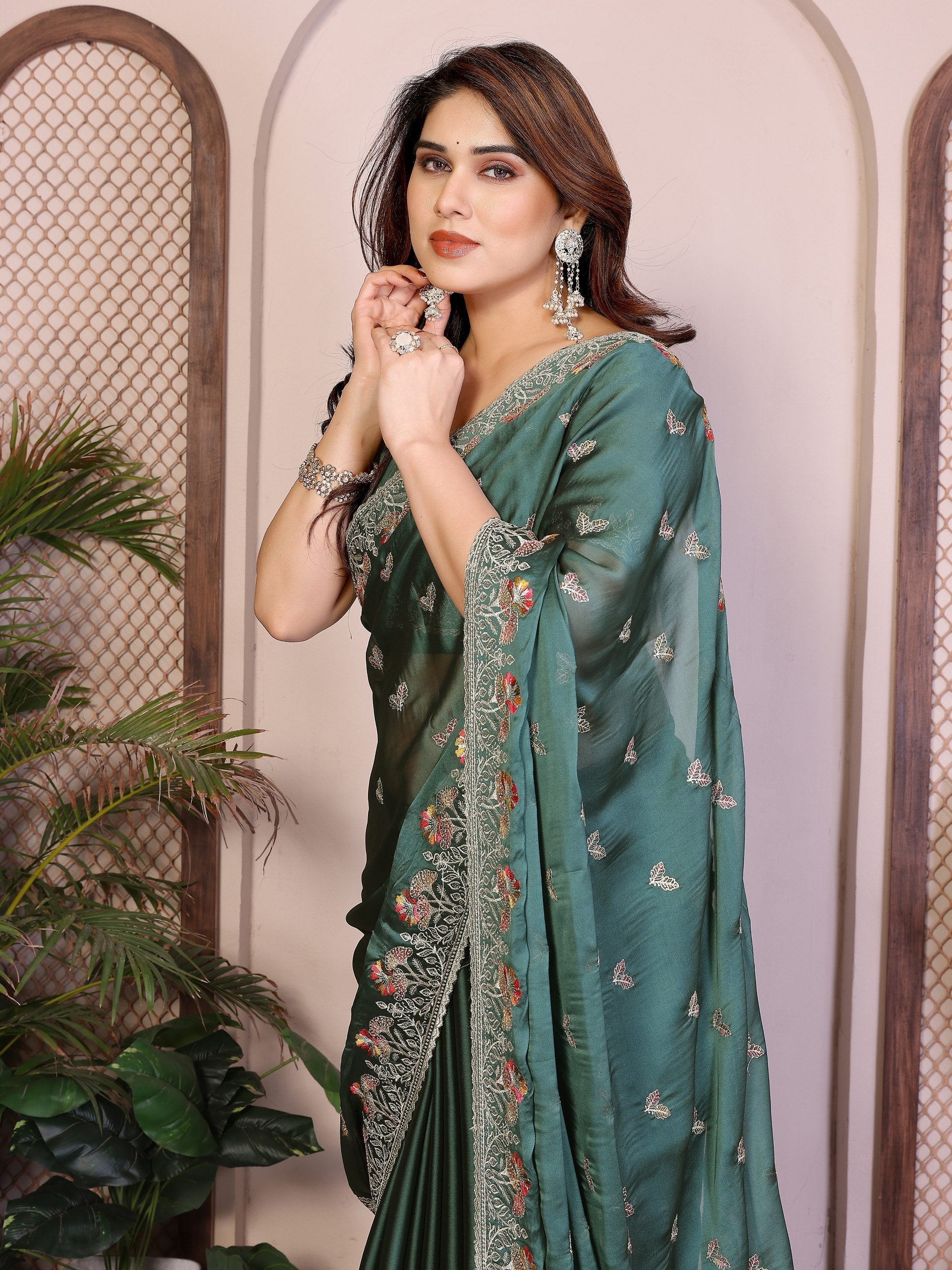 Catalog Designer Saree.