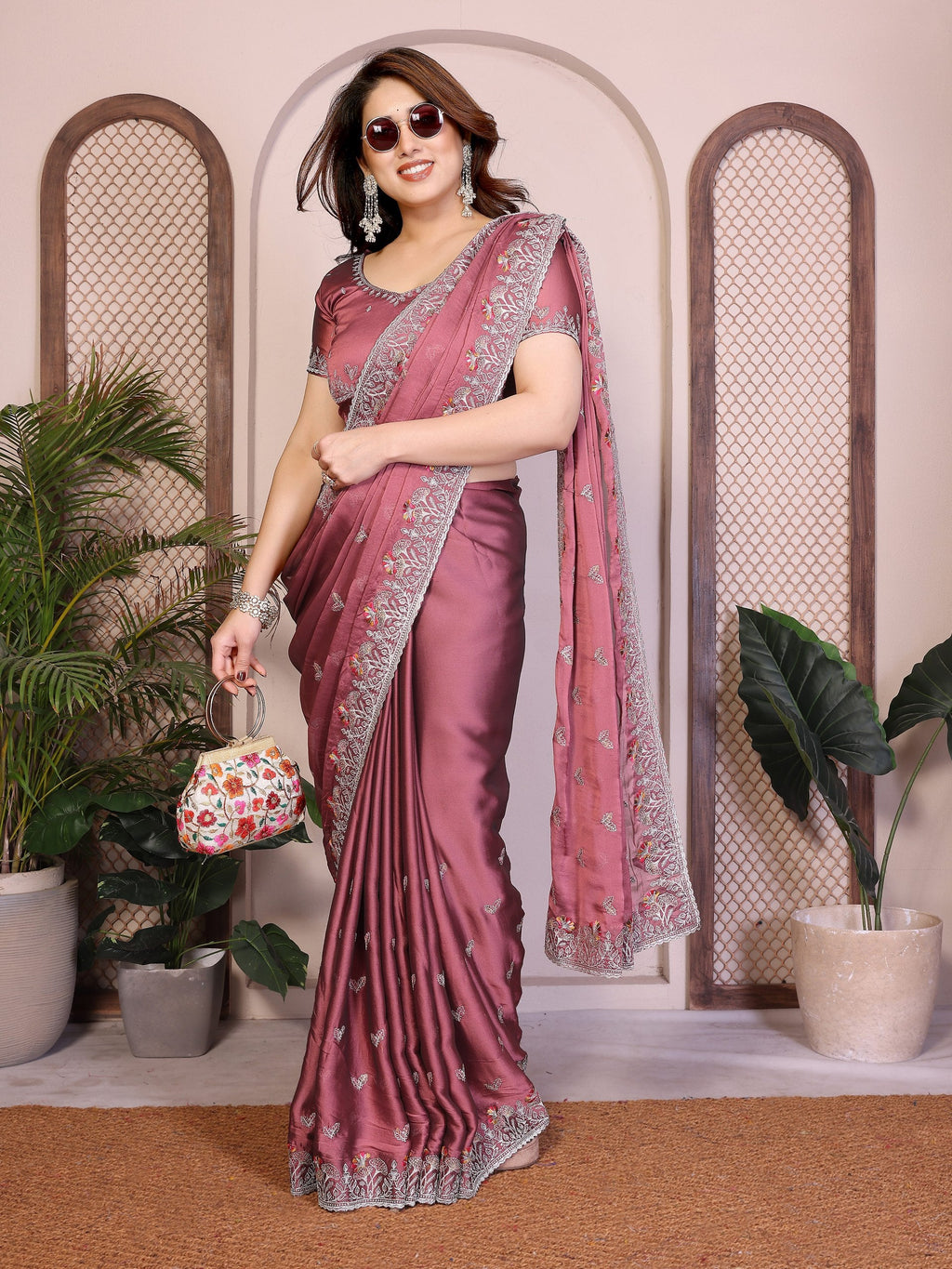 Catalog Designer Saree.