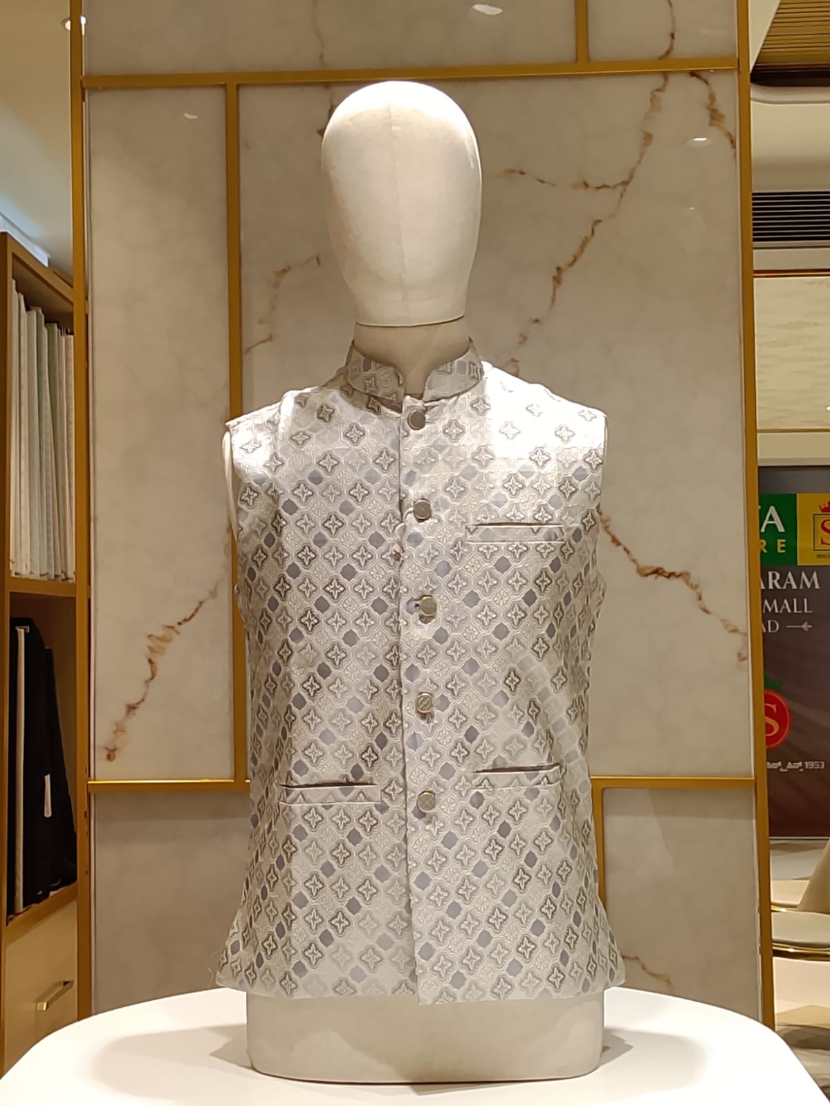 Modi Jacket