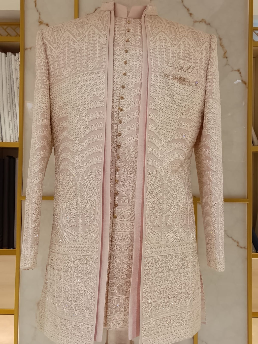 Traditional Indowestren Sherwani.