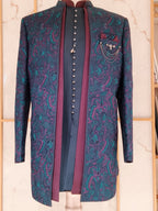 Traditional Indowestren Sherwani.