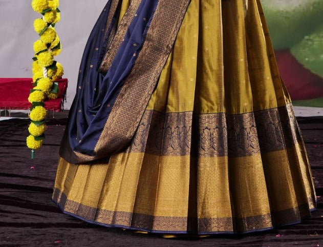 New Semi Stitiched Banarasi Lehenga Choli
